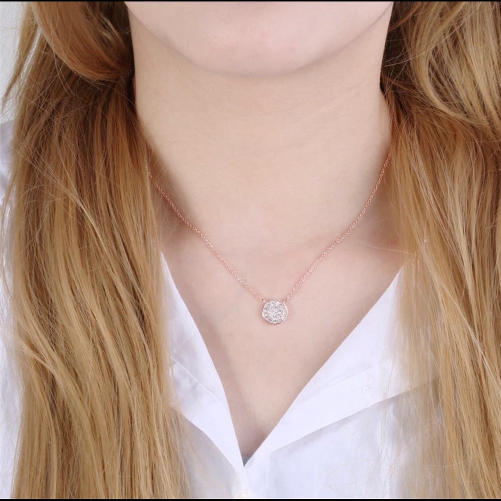 Circular rose gold pendant!